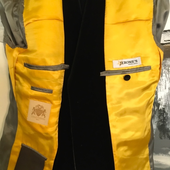 Custom Jacket by Jeromes - Picture 4 of 5